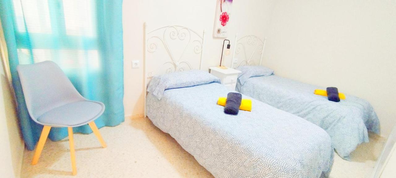 Apartamento Tres Carabelas Ii, Ac, Wifi, Parking Sanlúcar de Barrameda Esterno foto