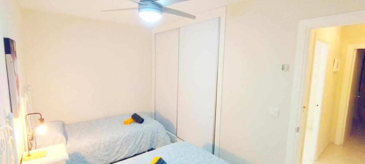 Apartamento Tres Carabelas Ii, Ac, Wifi, Parking Sanlúcar de Barrameda Esterno foto