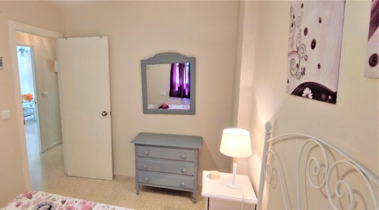 Apartamento Tres Carabelas Ii, Ac, Wifi, Parking Sanlúcar de Barrameda Esterno foto